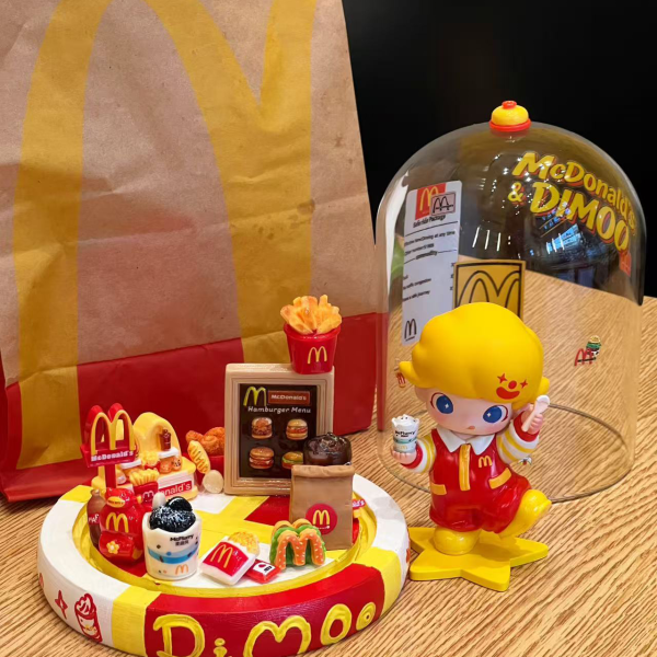 Dimoo*Mcdonald's麦旋风Diorama